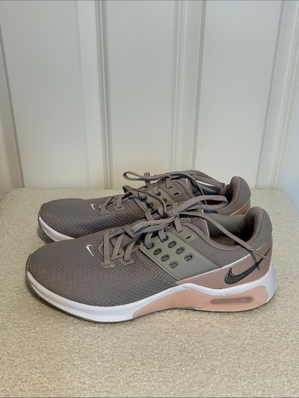 Nike Air Max Bella TR4 Women's Training Shoes Grey Rose Gold CW3398-004 Size 9